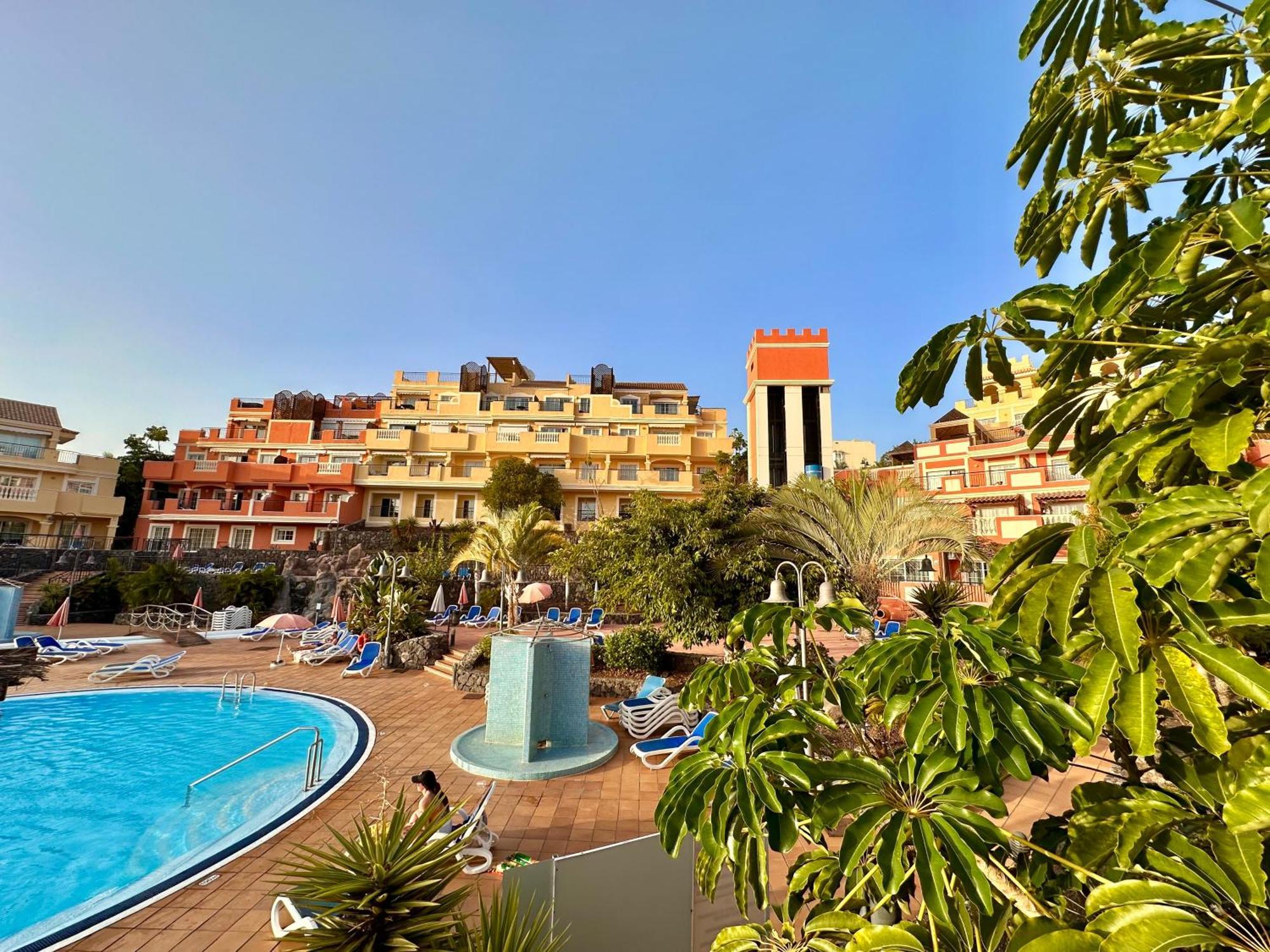 Sunset Apartment 2 & Heated Pool Los Cristianos  Extérieur photo